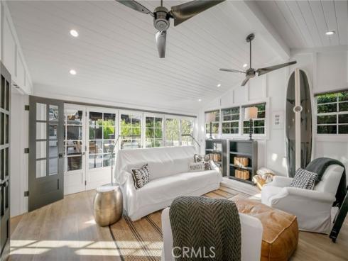 469  Oak  , Laguna Beach, CA