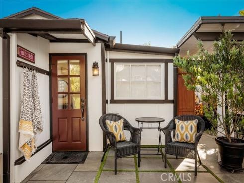469  Oak  , Laguna Beach, CA