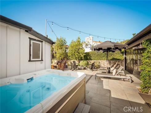 469  Oak  , Laguna Beach, CA