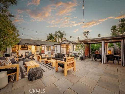 469  Oak  , Laguna Beach, CA