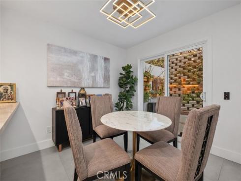 24  La Costa ct.  , Laguna Beach, CA