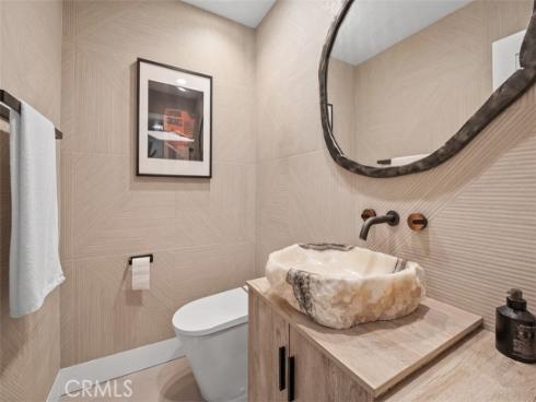 24  La Costa ct.  , Laguna Beach, CA
