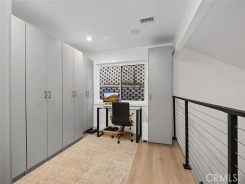 24  La Costa ct.  , Laguna Beach, CA