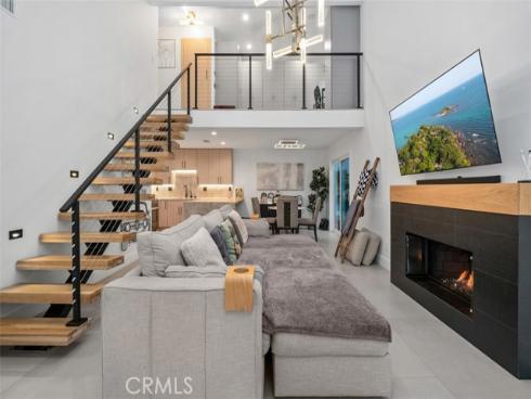 24  La Costa ct.  , Laguna Beach, CA