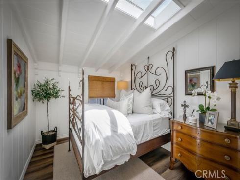 522 Thalia Street, Laguna Beach, CA
