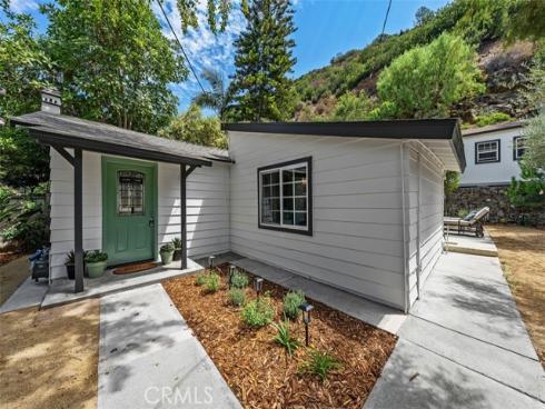 1535 Arroyo Dr