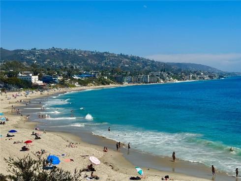 1535 Arroyo Dr , Laguna Beach, CA