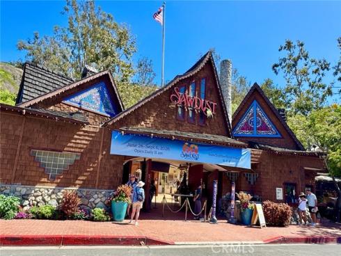 1535  Arroyo Dr  , Laguna Beach, CA