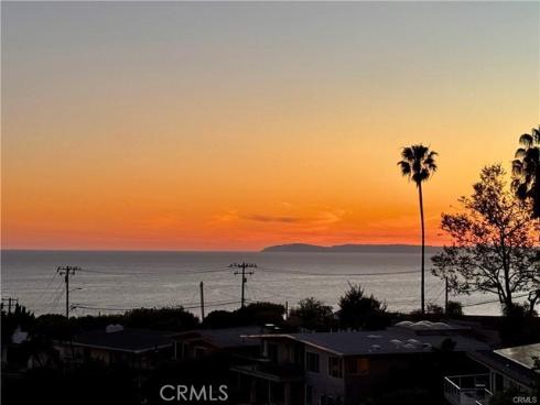 2155  Temple Hills  , Laguna Beach, CA