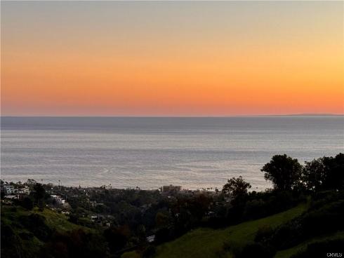 2155  Temple Hills  , Laguna Beach, CA