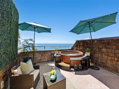 2430 Glenneyre , Laguna Beach, CA