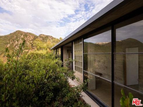 31172  Ceanothus   Drive, Laguna Beach, CA