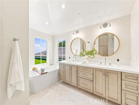 1373 N Coast   Highway, Laguna Beach, CA
