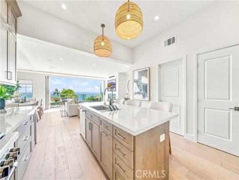 1373 N Coast   Highway, Laguna Beach, CA