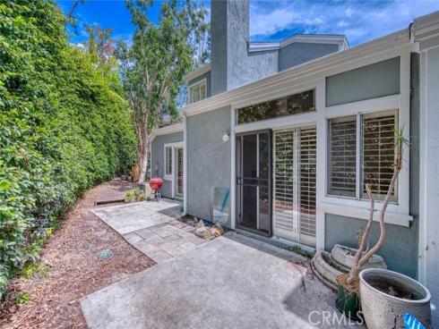 205 Santa Rosa Court, Laguna Beach, CA