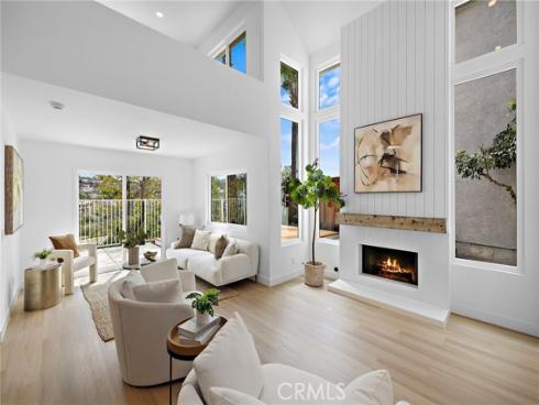 9 Carmel Court