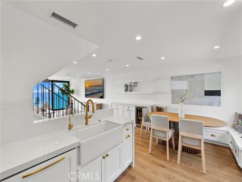 37  Blue Lagoon  , Laguna Beach, CA