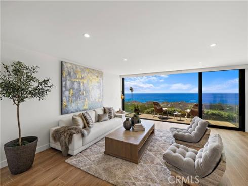 37  Blue Lagoon  , Laguna Beach, CA