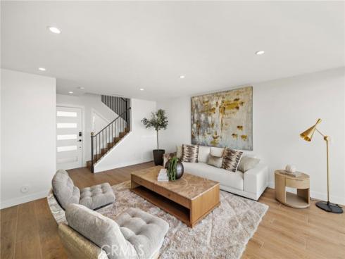 37  Blue Lagoon  , Laguna Beach, CA