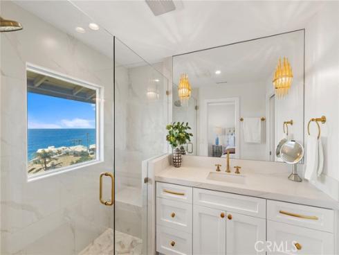 37  Blue Lagoon  , Laguna Beach, CA