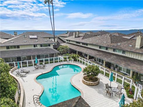 37  Blue Lagoon  , Laguna Beach, CA