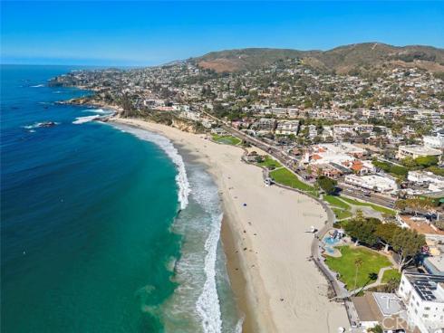 37  Blue Lagoon  , Laguna Beach, CA