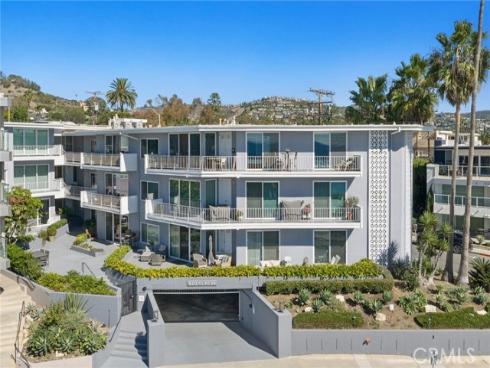 520  Cliff Drive  202 , Laguna Beach, CA