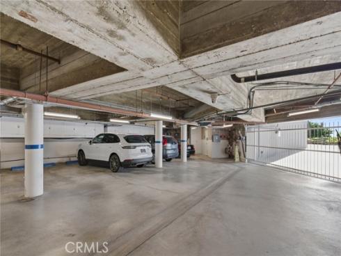 520  Cliff Drive  202 , Laguna Beach, CA