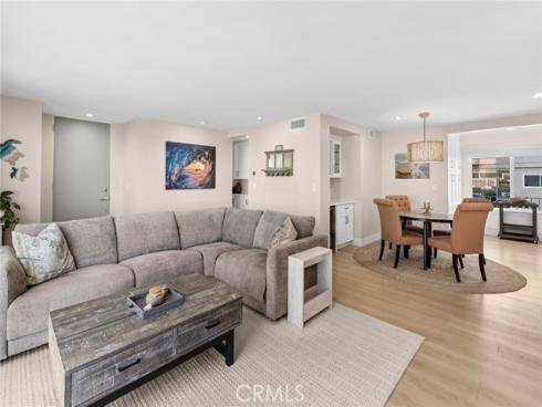 520  Cliff Drive  202 , Laguna Beach, CA