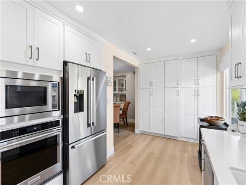 520  Cliff Drive  202 , Laguna Beach, CA