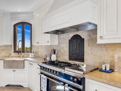 31512  Bluff  , Laguna Beach, CA