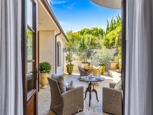 31512  Bluff  , Laguna Beach, CA
