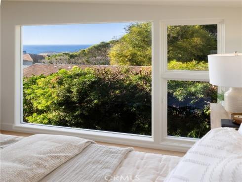 31867  Circle Drive  , Laguna Beach, CA