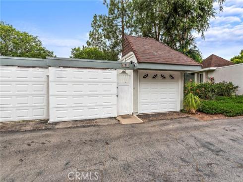 22081  Caminito Vino  , Laguna Hills, CA