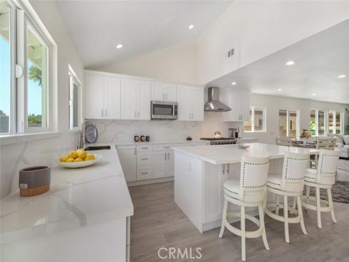 24576  Creekview   Drive, Laguna Hills, CA