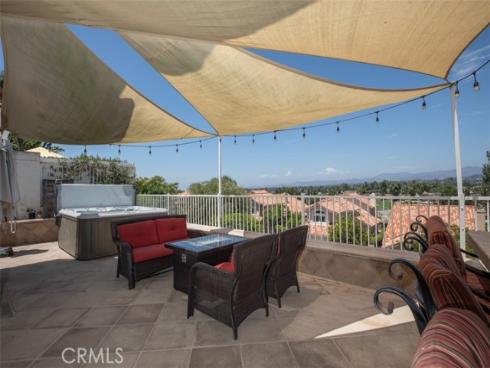 30  Vista Firenze  , Laguna Hills, CA