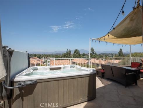 30  Vista Firenze  , Laguna Hills, CA