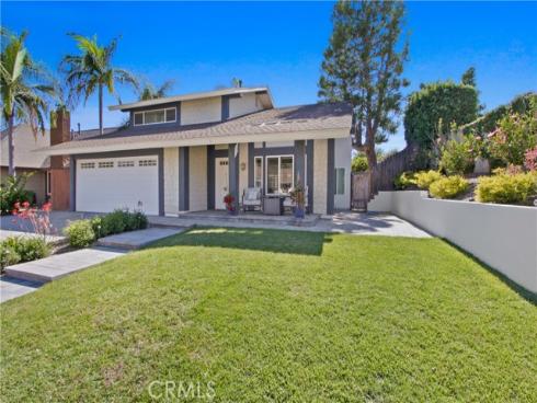 25471  Oak Leaf   Road, Laguna Hills, CA