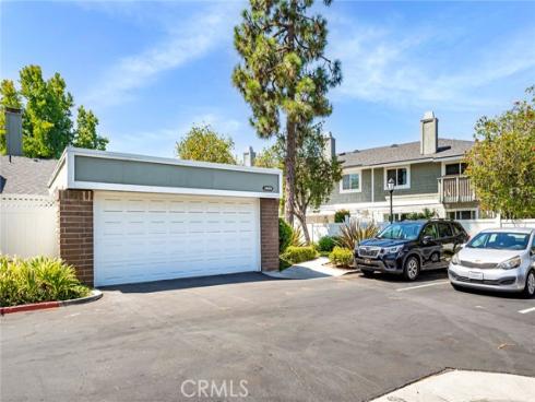 24961  Silverleaf  99  Lane, Laguna Hills, CA