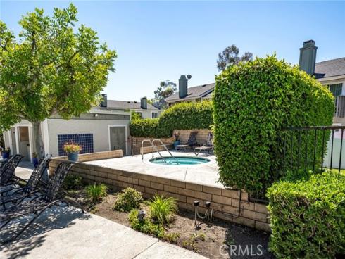 24961  Silverleaf  99  Lane, Laguna Hills, CA