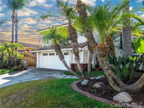 24801  Rittenhouse   Circle, Laguna Hills, CA