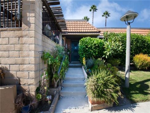 23361  Via San Gabriel  , Laguna Hills, CA