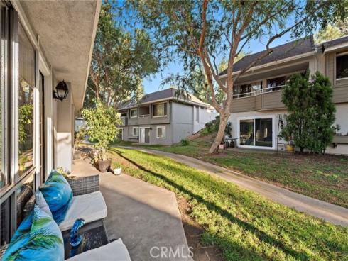 22162  Caminito Amor  , Laguna Hills, CA