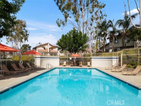 8  Briar Creek  28  Lane, Laguna Hills, CA