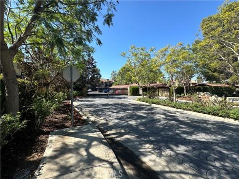 25601  Indian Hill  H  Lane, Laguna Hills, CA