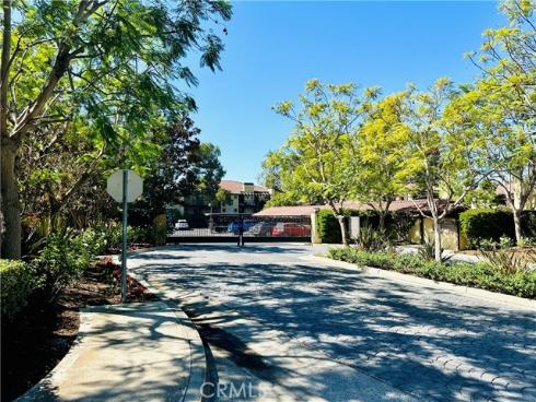 25601  Indian Hill  H  Lane, Laguna Hills, CA