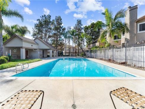 24318  Val Verde  222  Court, Laguna Hills, CA