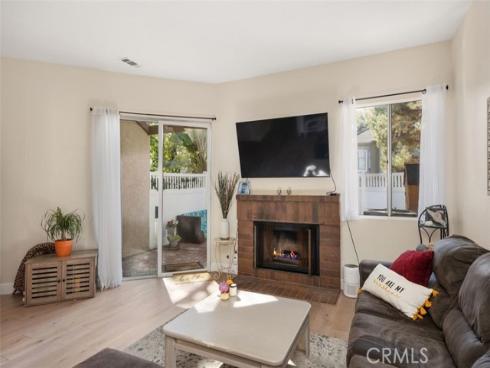 24382  Larchmont  66  Court, Laguna Hills, CA