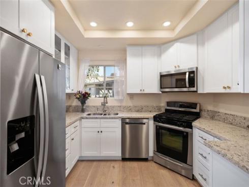 24382  Larchmont  66  Court, Laguna Hills, CA