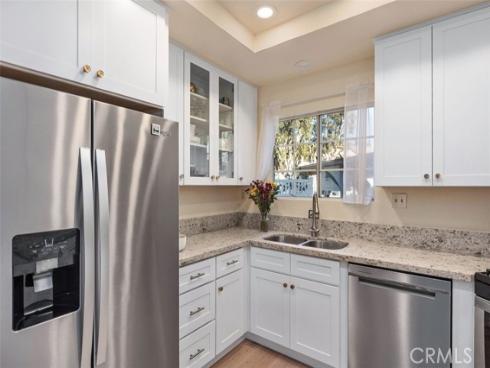 24382  Larchmont  66  Court, Laguna Hills, CA